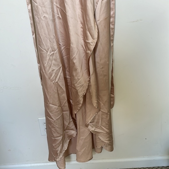 Blush pink satin dress - Picture 4 of 4